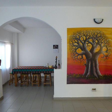 Sarawally Guesthouse Ampaya ภายนอก รูปภาพ
