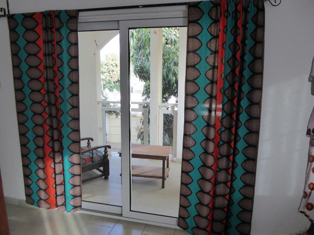 Sarawally Guesthouse Ampaya ภายนอก รูปภาพ