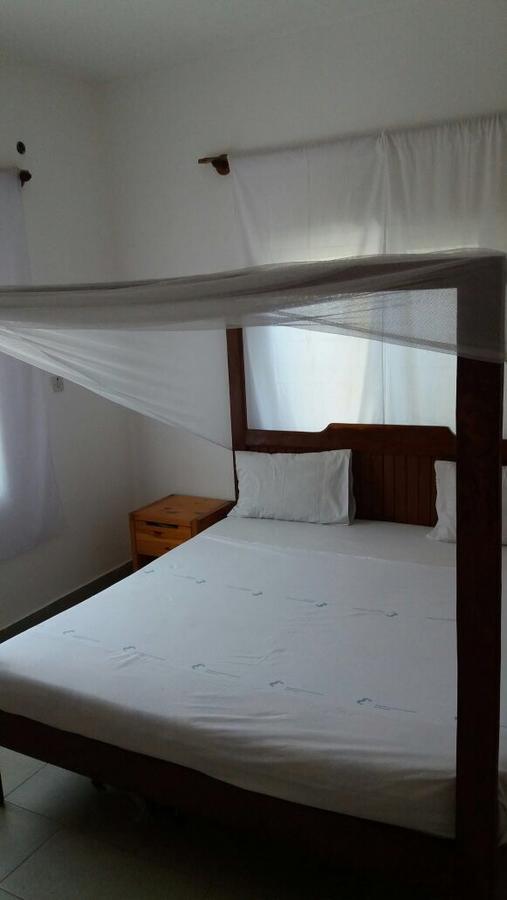 Sarawally Guesthouse Ampaya ภายนอก รูปภาพ